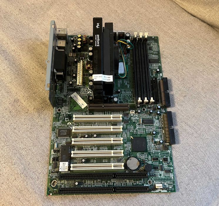 Kit retro placa de baza Pentium II cu sursa originala testata