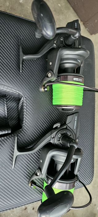 Vând 2 mulinete Carp Pro Spheros 8000