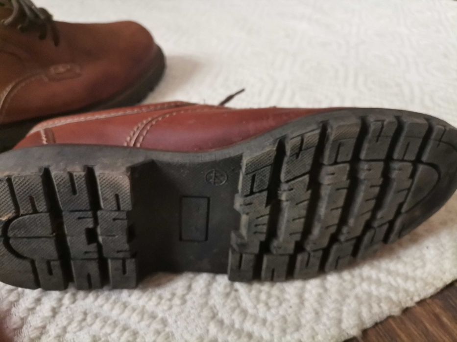 Мъжки обувки номер 44 ест. кожа