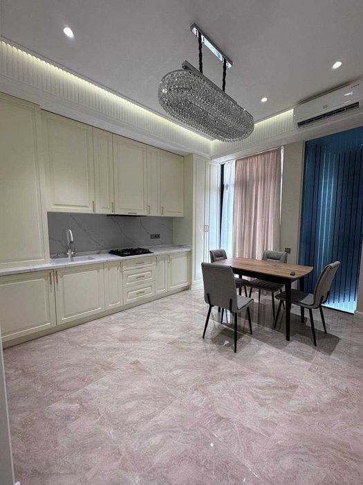 R1! Сдаётся квартира 3/3/5 на Мирзо Улугбекском ор-р Ц-1!