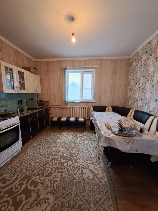 Срочно Кухнный стенка сатылады