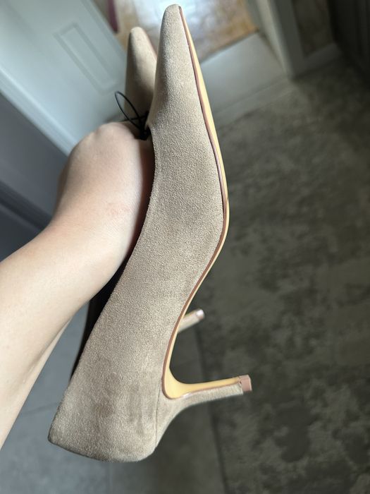 Продам лодочки туфли