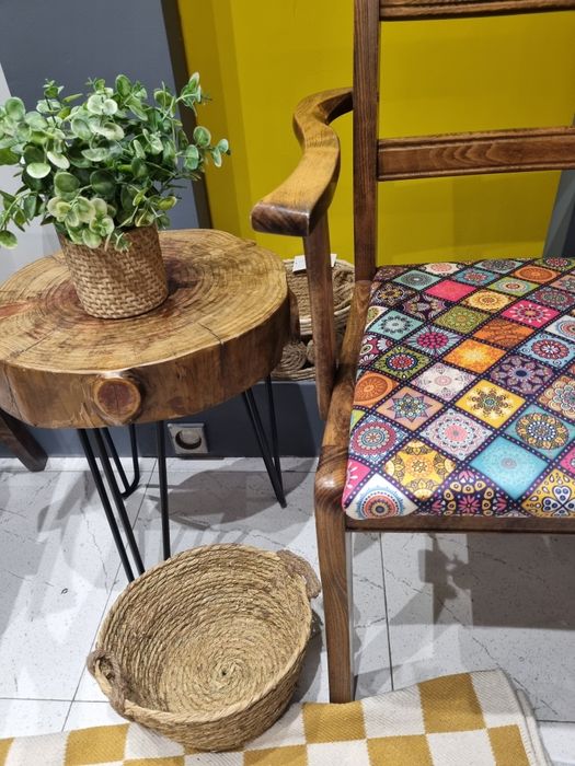 Дизайнерски стол / Кресло от масив Орех и маса