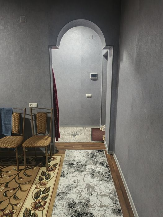Posutochna KVARTIRA BEZ ZakS Beriladi
