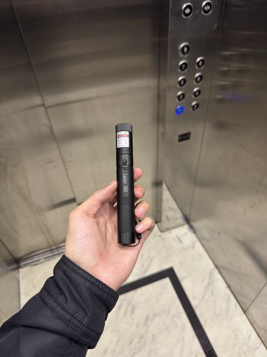 Зеленый лазер 303