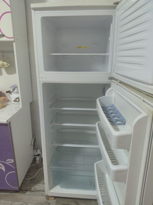 холодильник б/у нерабочий