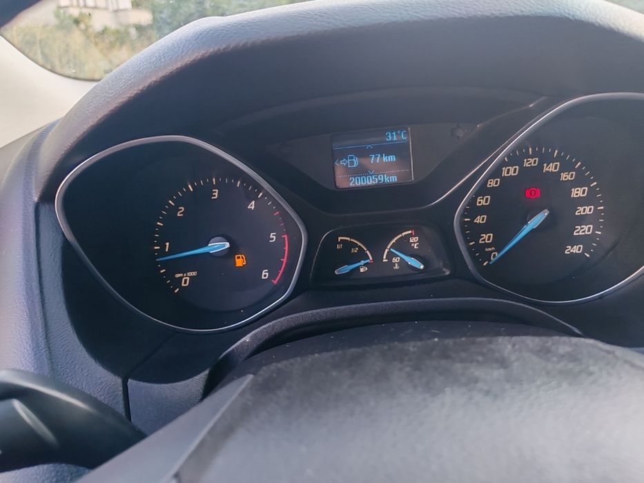 Форд Фокус 1.6 TDCI 2012