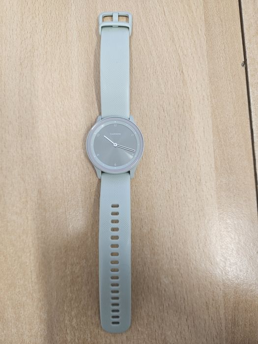 Smartwatch Garmin vívomove Sport – Aspect elegant, stare bună, cu accesorii originale