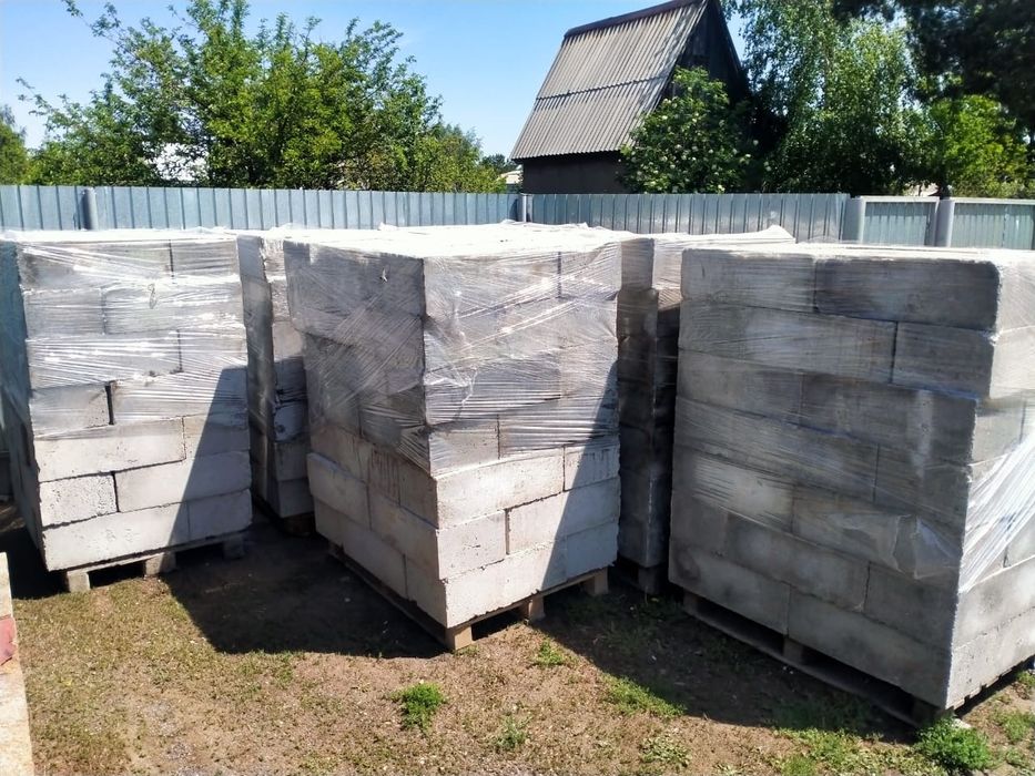 Бригада строителей в Караганде