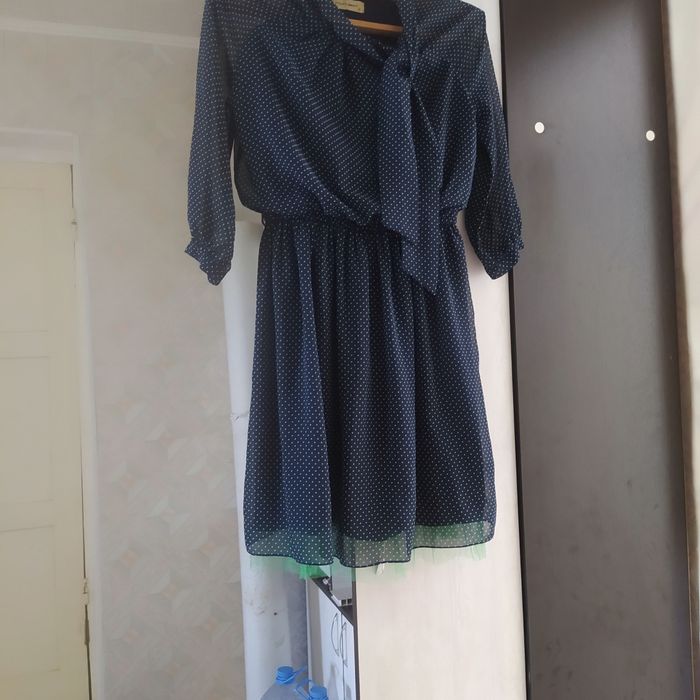 Продам платье новое