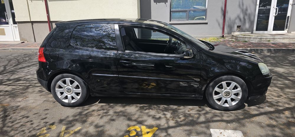 VOLKSWAGEN Golf 2004 — imagine 4