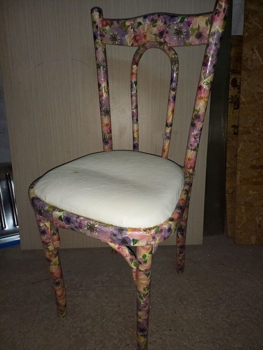 Продам стул винтажный