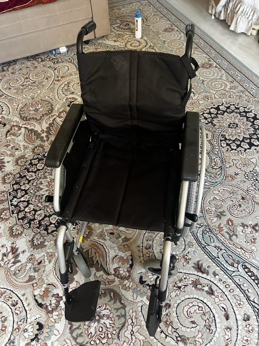 Инвалидная коляска «Meyra»