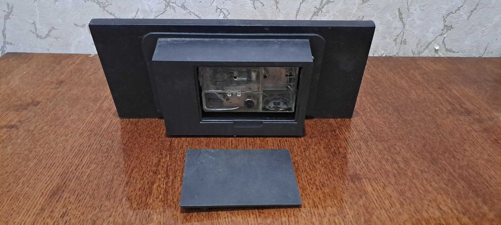 Настольные  часы 3 штуки