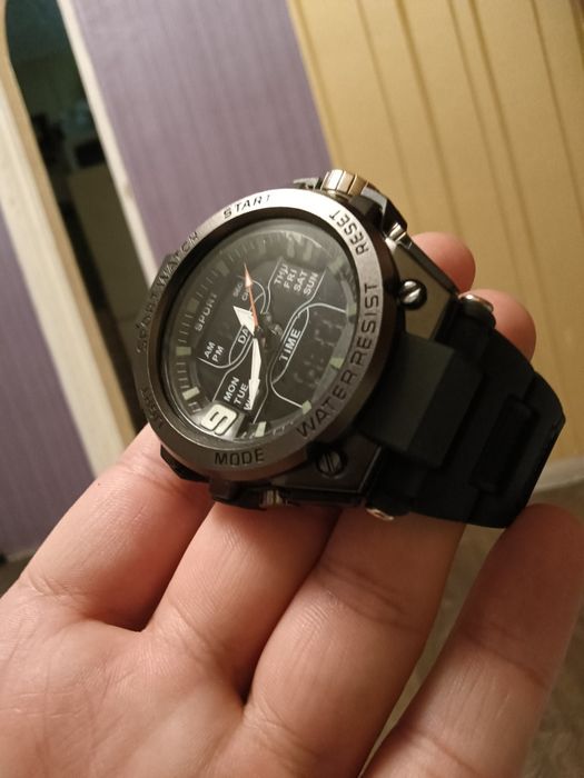 Продам часы наручные 1 тысяча тенге
