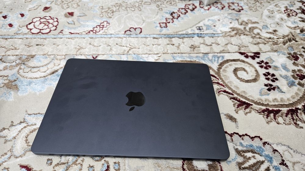 Macbook m2 16/256