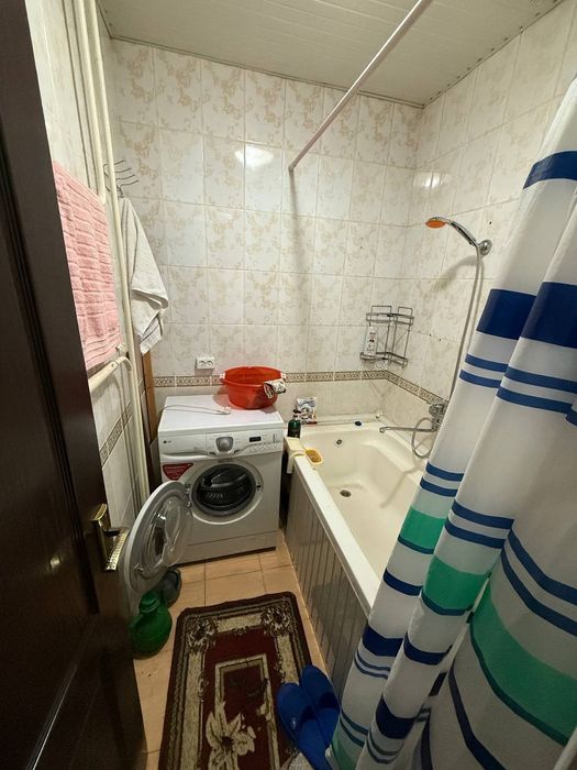 Продаётся Квартира Юнусобод-11 2/2/4 ТЦ Мега Планет НБУ Банк