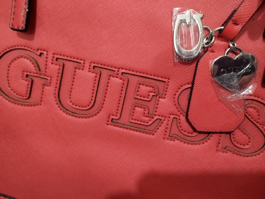 GUESS дамска чанта нова