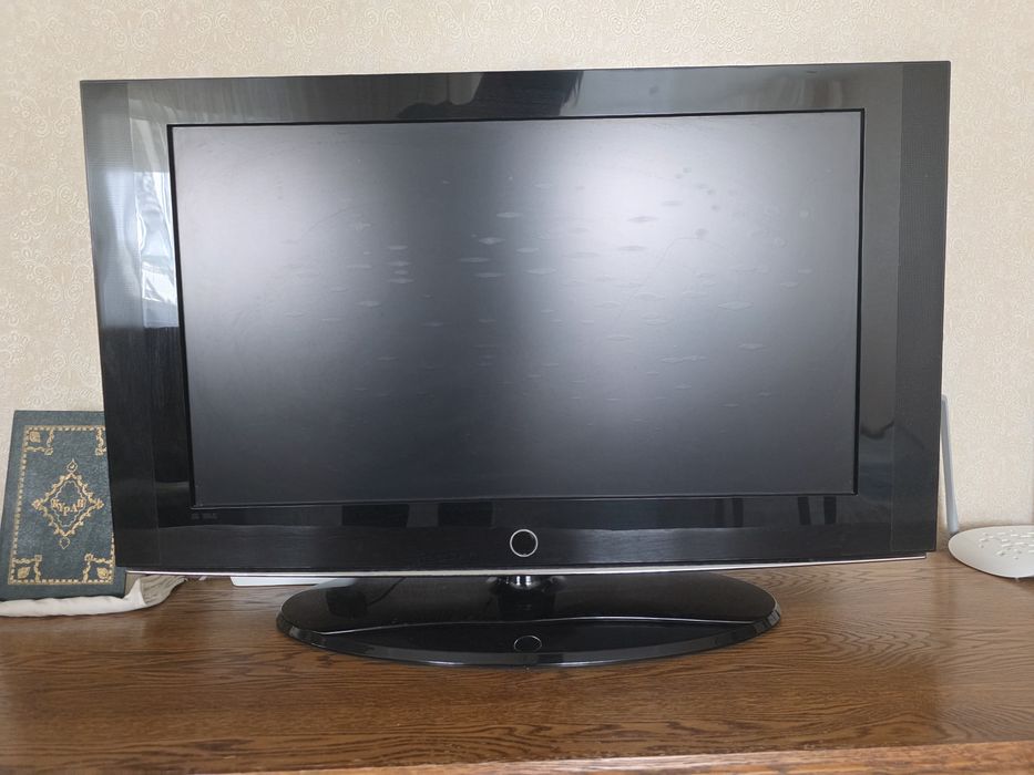 Телевизор Samsung R8