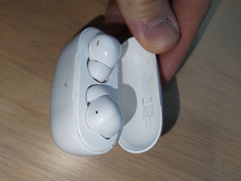 Без проводные качественные наушники Earbuds