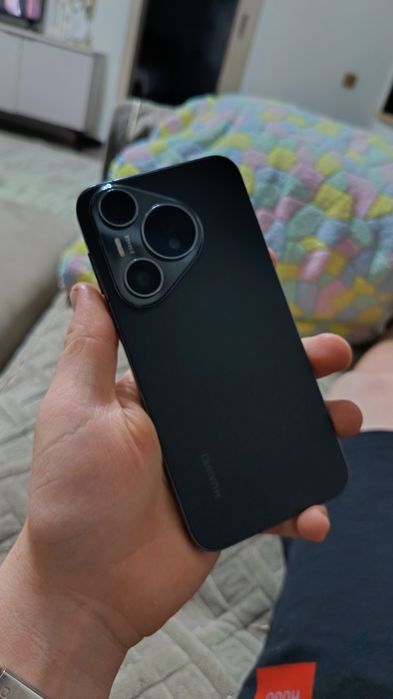 Продам телефон  Huawei Pura 70