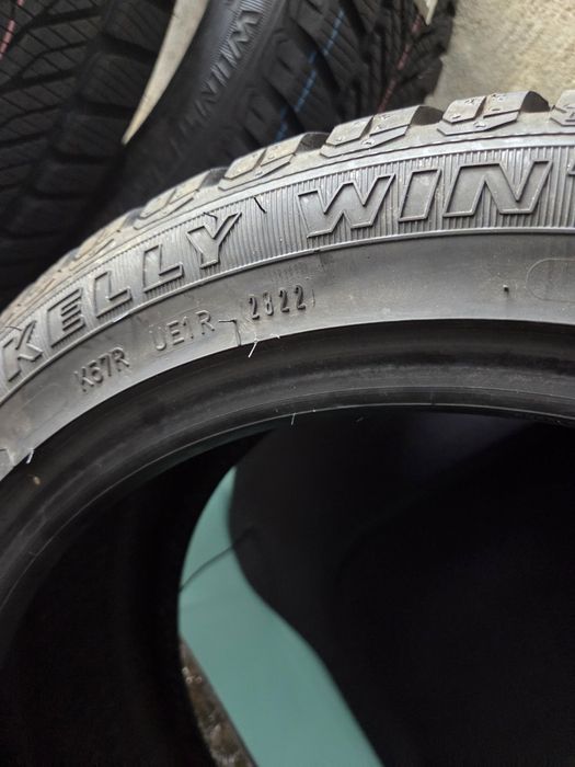 ЗИМНИ ГУМИ 225/45/17