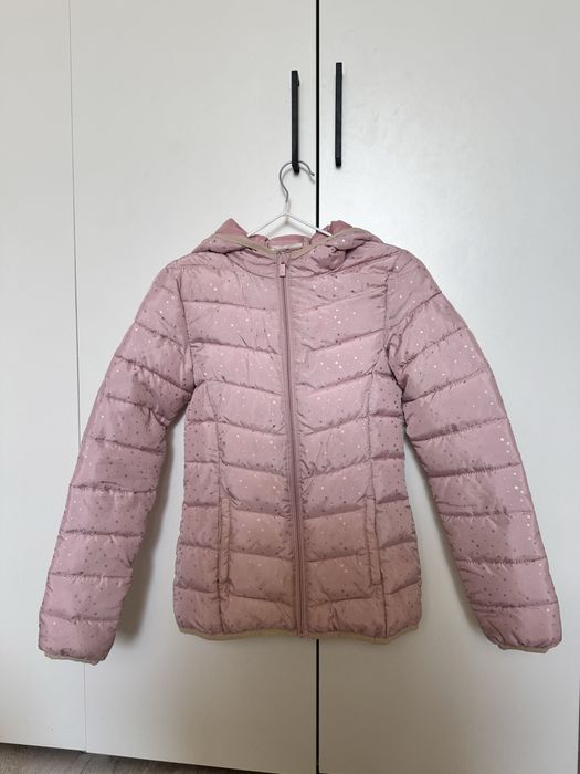 Продам куртки легкие на весну