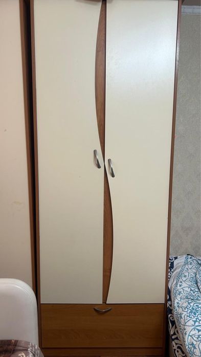 Продам шкафы в отличном состоянии