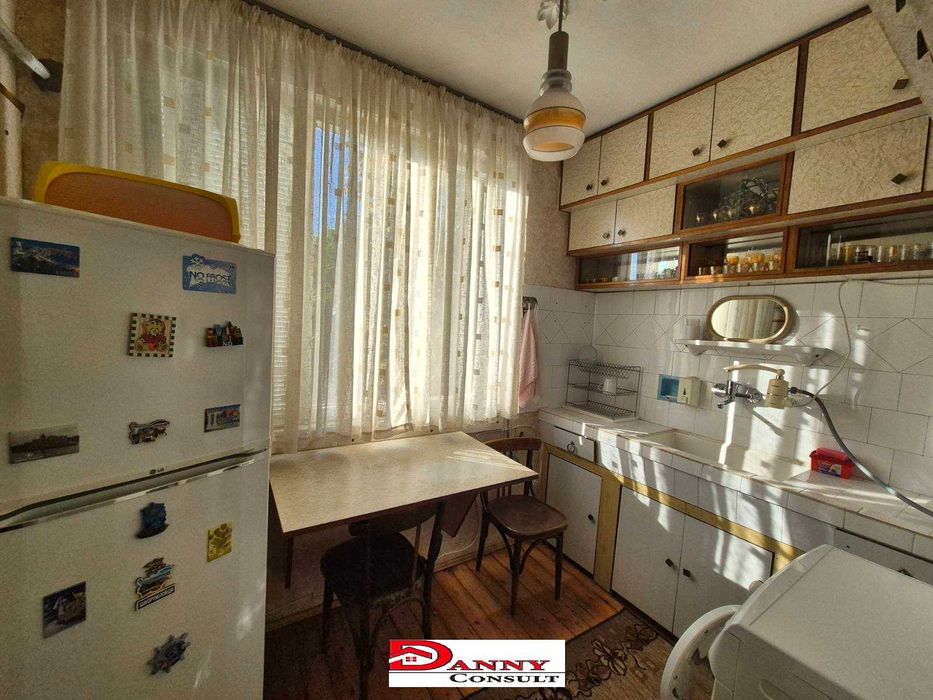 Продава се Многостаен апартамент в Велико Търново, Акация - 103 кв.м за 1331 €/кв.м - Снимка #2