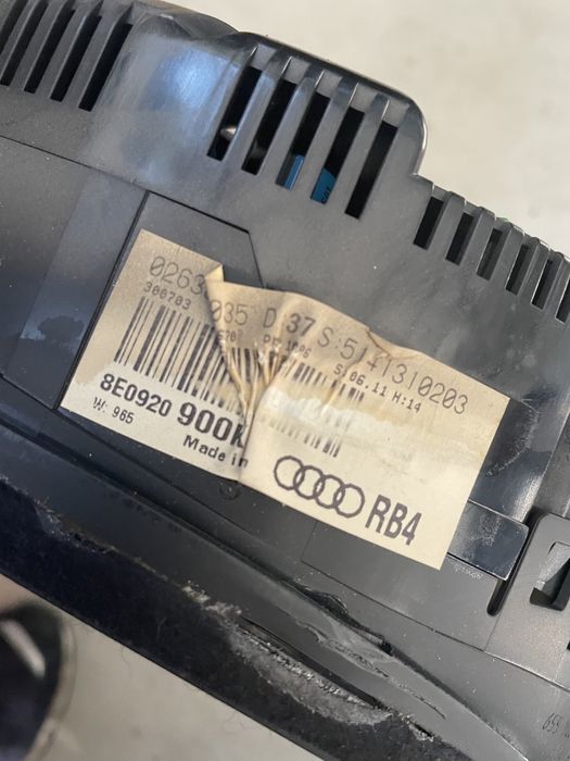 Aparat bord / kilometraj / Ceasuri Audi A4 b6 b7 diesel Europa