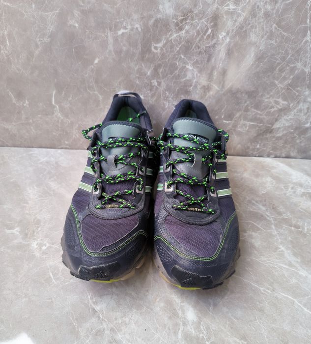 Adidas номер 44,5 Gore-Tex Мъжки обувки