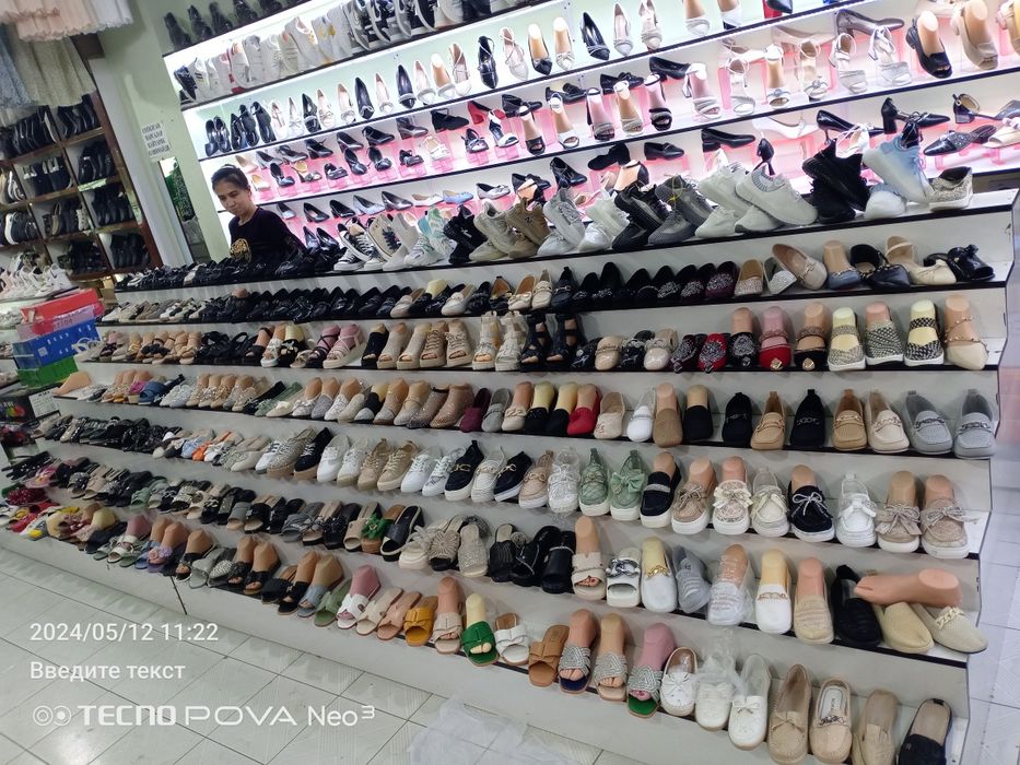 ОБУВЬ УЧУН ПОЛКА СТИЛАЖЛАР СОТИЛАДИ, читлари  Кромка килинган 6 метрли