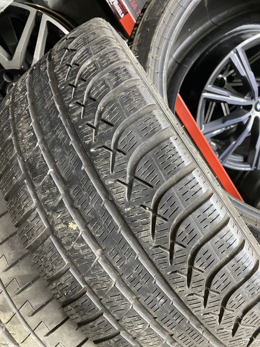 245/40/R18 PIRELLI P ZERO Winter BMW