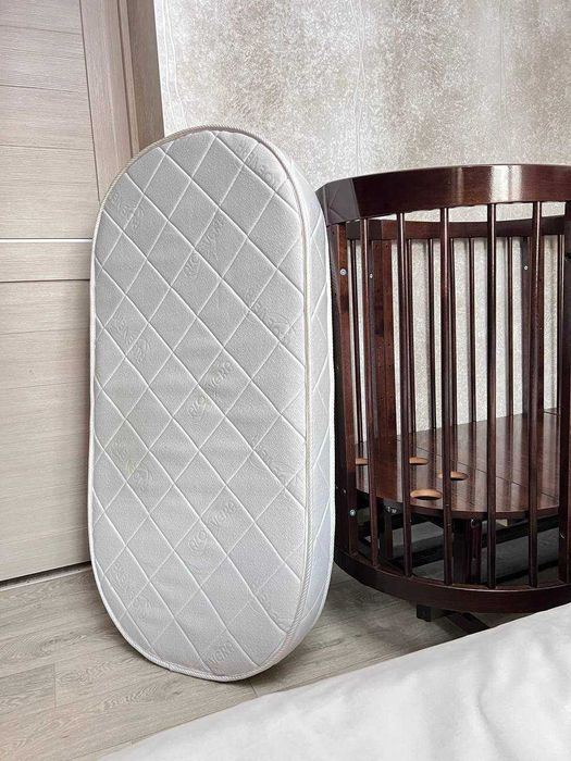 Детский манеж из дерева