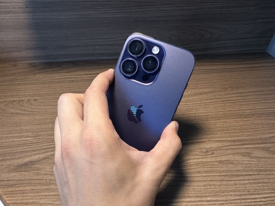Фиолетовый Iphone 14 pro, в отличном состоянии