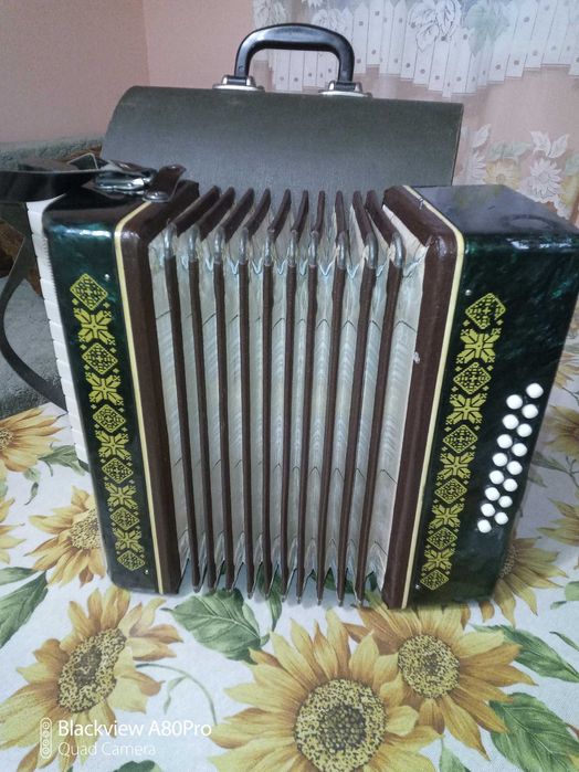 Акордеон детски 16 баса