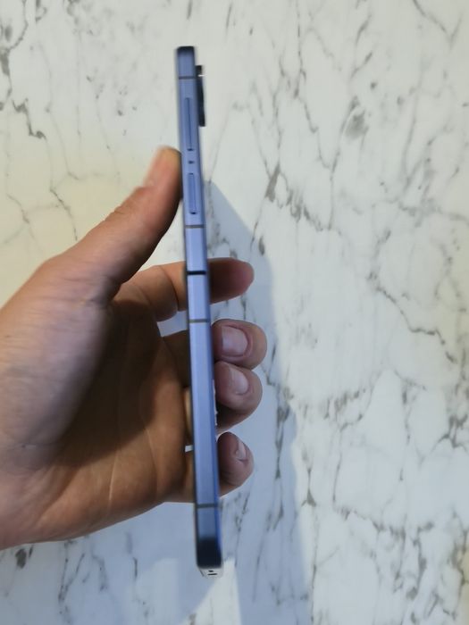 Vand/Schimb Samsung Z Flip7 256gb