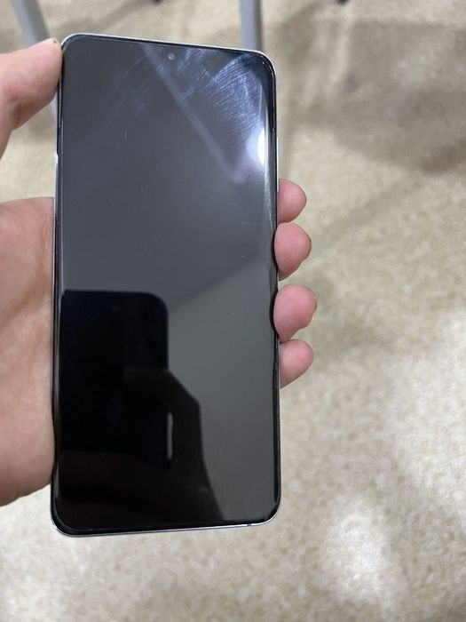 samsung s20, 12/128 hotira ishlatishga qulay telefon