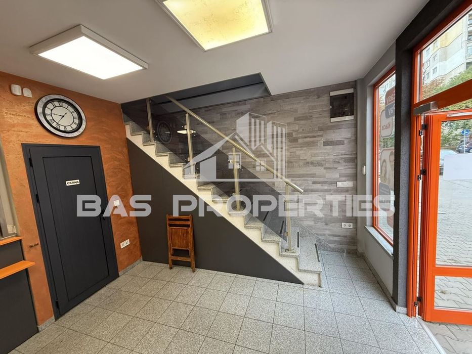 Дава се под наем Офис в София, Света Троица - 40 кв.м за 734.4 € - Снимка #1