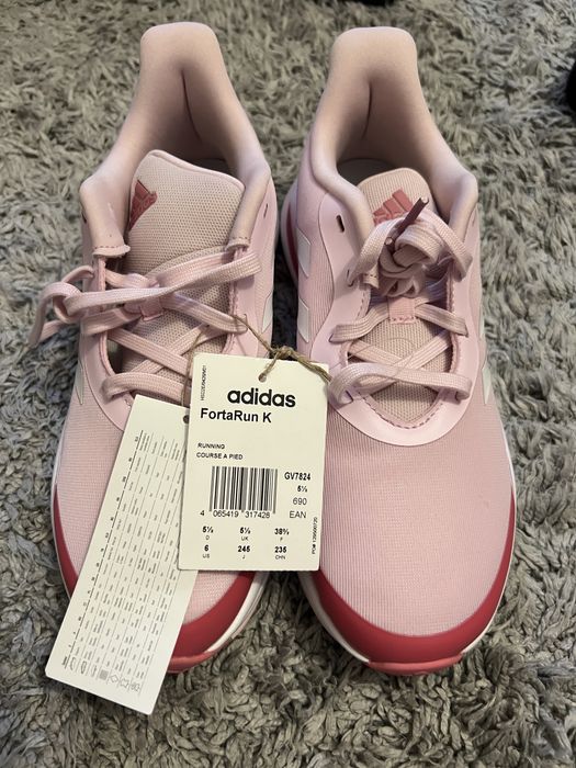 Vand adidasi Adidas, dama