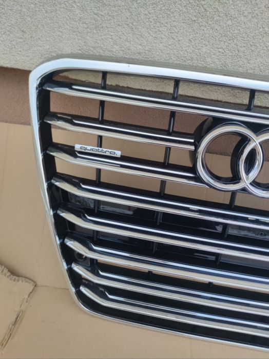Grila centrala Audi A8 D4 4H NOUA 2010-2013