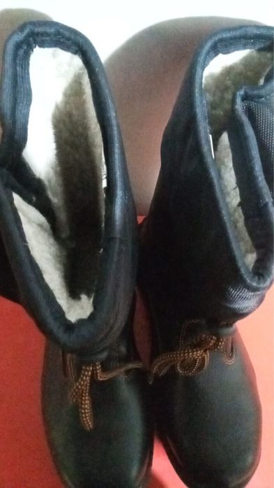 Продам спецобувь