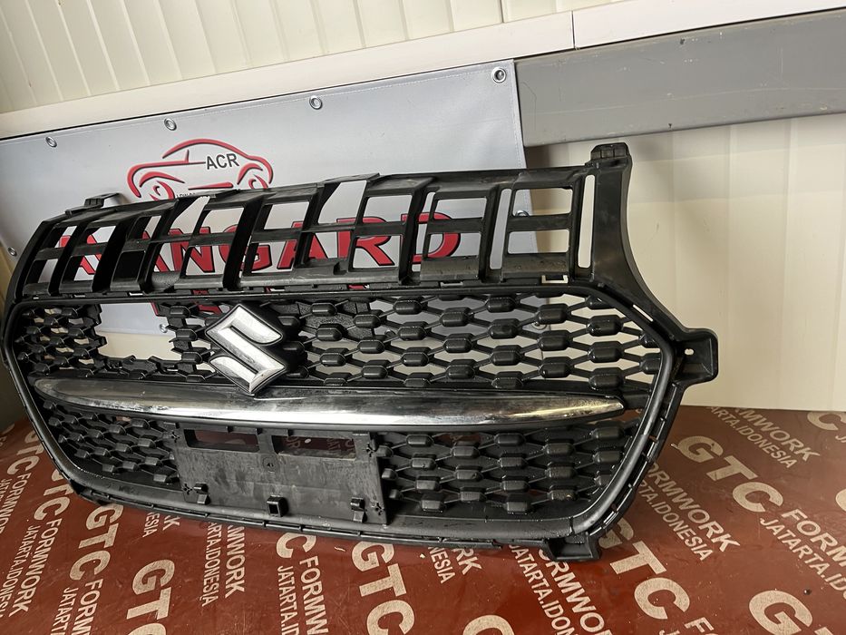 2 броя Решетка Suzuki Swift 2022-