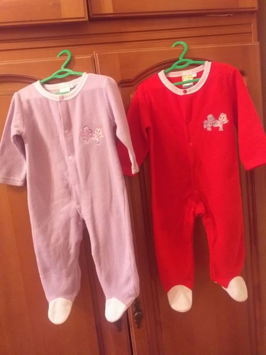 цена за все -комплект - слипы, комбинезончик на девочку  6-18 месяцев.