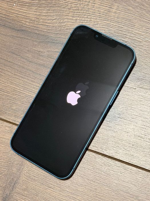 iPhone 13 Blue 128gb