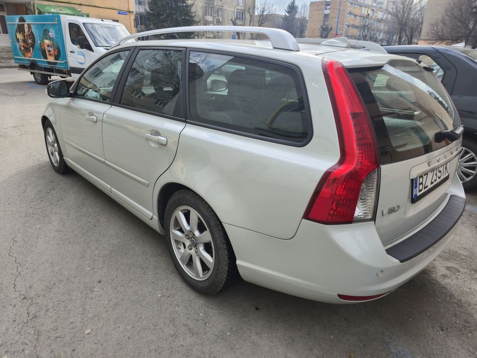 VOLVO V50 2012 — imagine 3