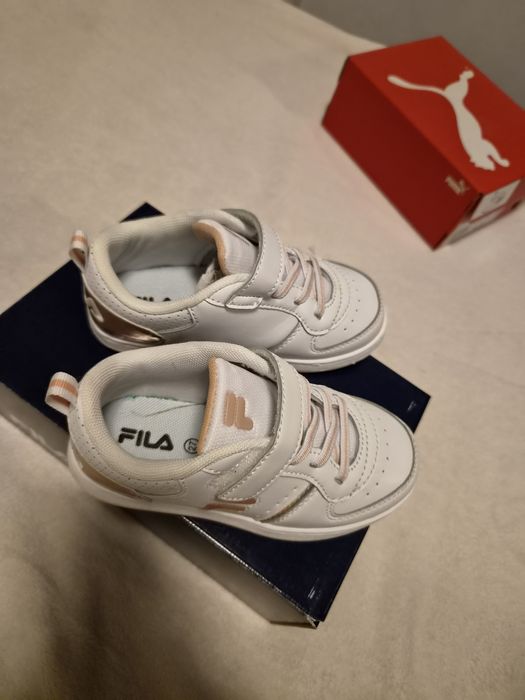 Adidasi Fila marimea 27