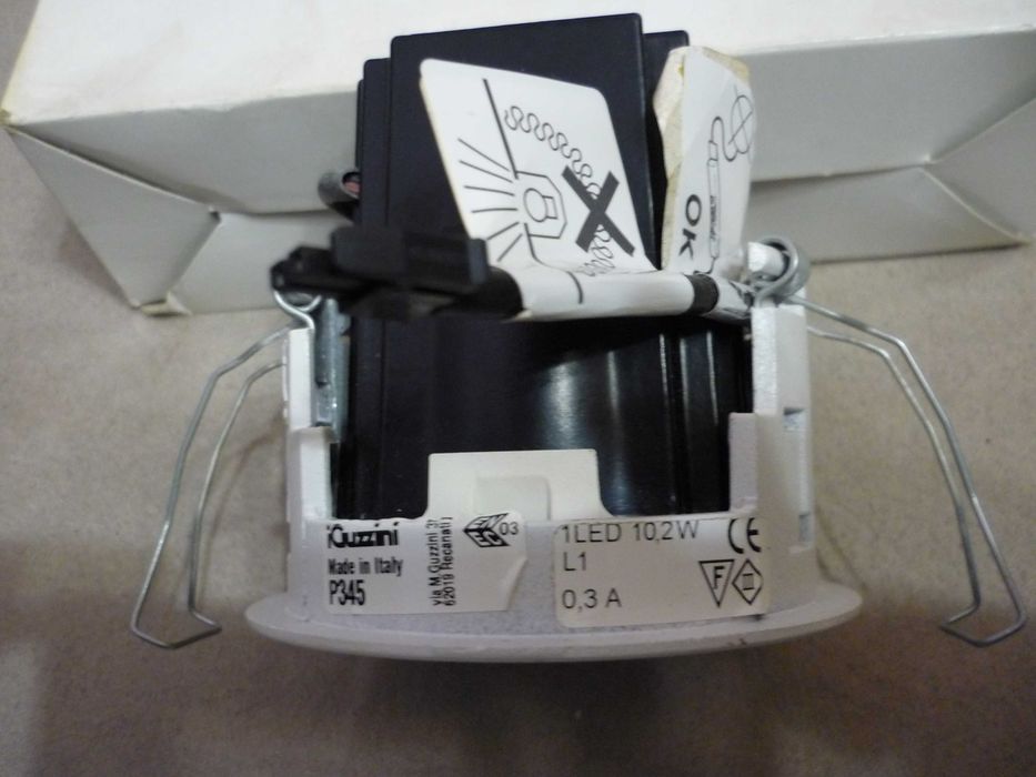 Лед лампи за вграждане.