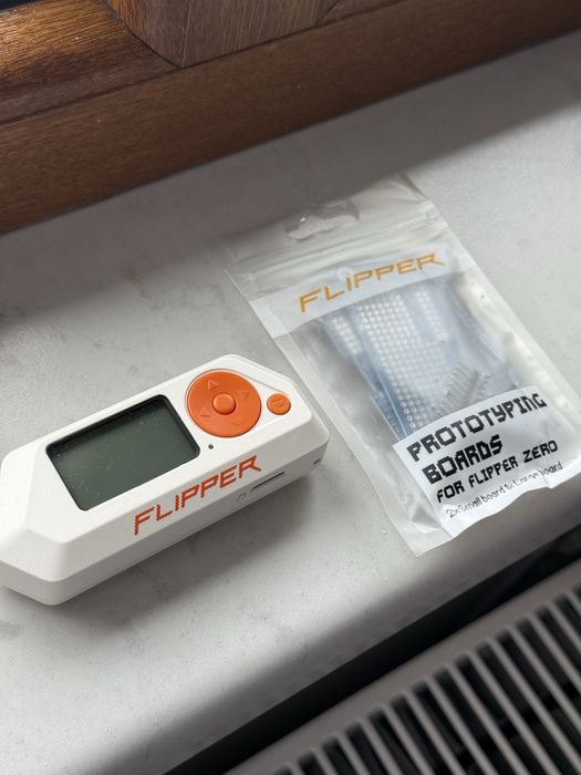 Flipper zero NOU + prototyping board