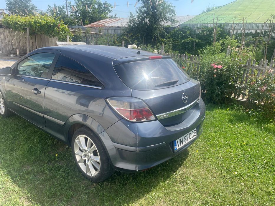 Opel astra H gtc